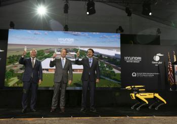 Executive chair of Hyundai Motor Group, Euisun Chung, Jack Kemp, Governor of Georgia, and José Muñoz, president and chief executive officer, Hyundai Motor North America, at the ground-breaking ceremony in Savannah, Georgia.
