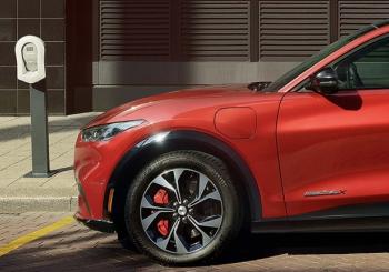 The EV charging infrastructure market is booming with various EV manufacturers such as Volvo, Kia Motors, Mercedes-Benz, and Ford collaborating with the charging infrastructure providers. Image: Ford