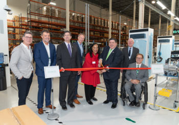 Illinois Governor JB Pritzker, US Senator Richard Durbin, US Representative Brad Schneider, State Senator Dan McConchie and Mayor Donna Johnson at the EVBox Troniq Modular launch event. Photo: EVBox